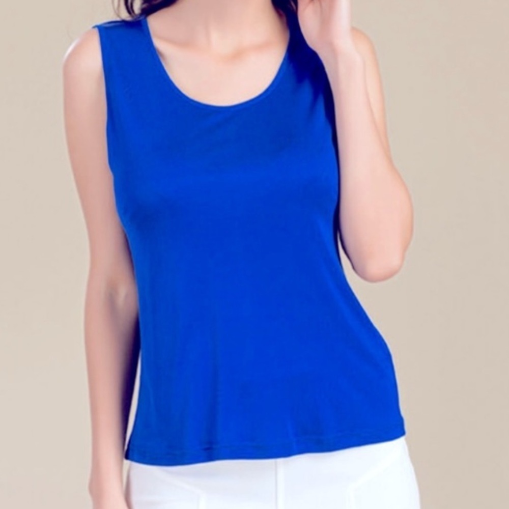 Clear Sky Turquoise Blue Sleeveless Tank Cami First Layer Scoop Neck Sz Medium